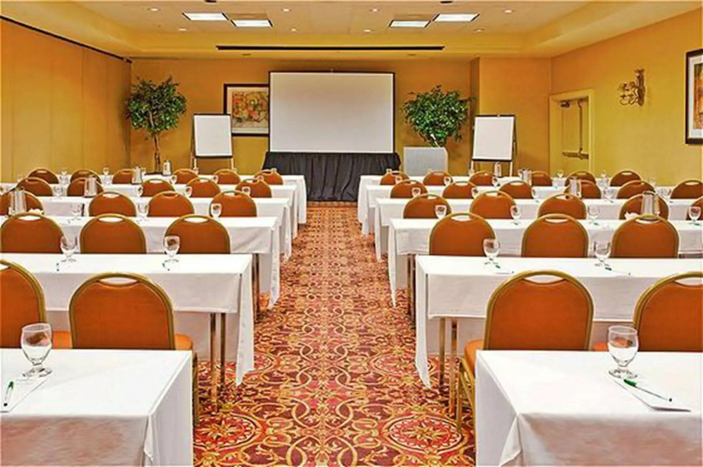 Holiday Inn Trophy Club by IHG