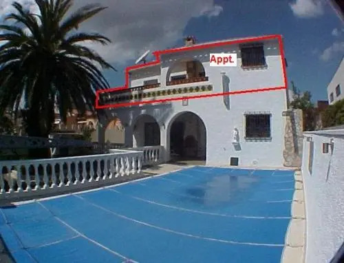 010 Segre Apt