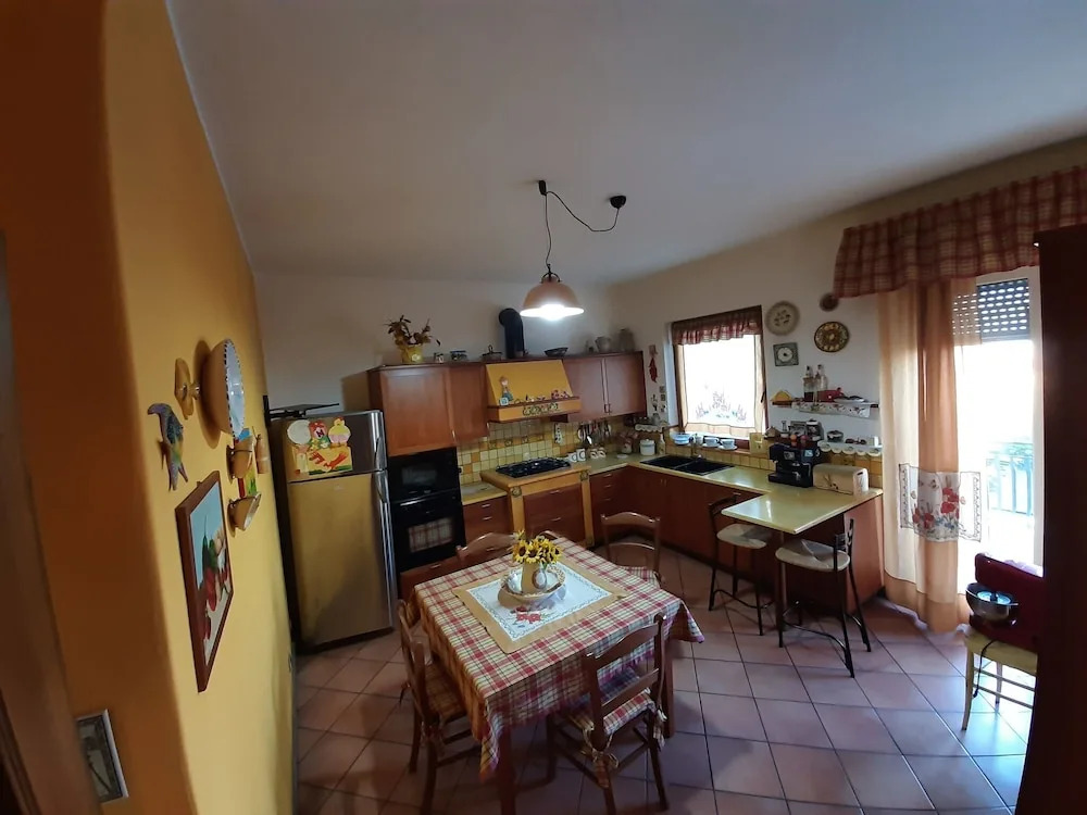 Pretty Apartment in Santa Venerina With Garden