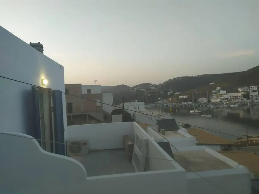 Cycladic house with a stunning view