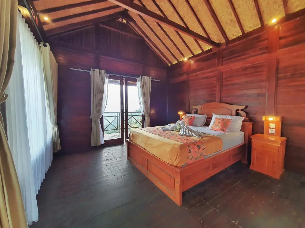 Munduk V View House
