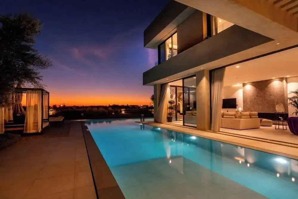 Villa Blanchette Marrakech – Villa Élégante avec Piscine Chauffée et Spa Privatif