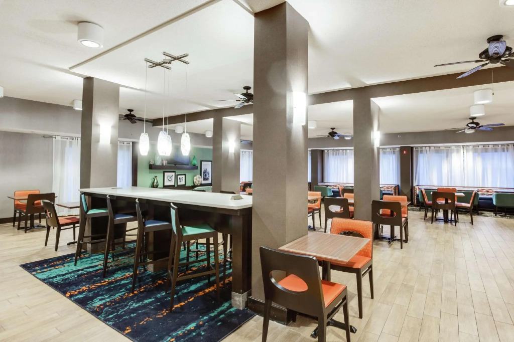 Hampton Inn Orlando International Drive Convention Center