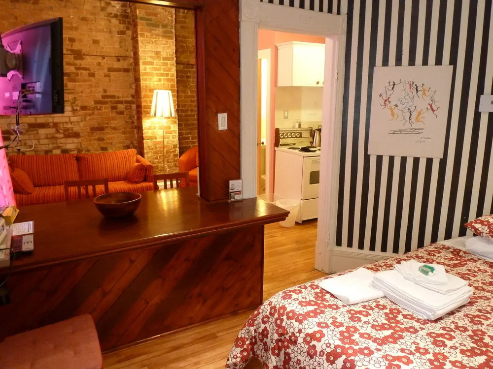 Gite University Bed and Breakfast
