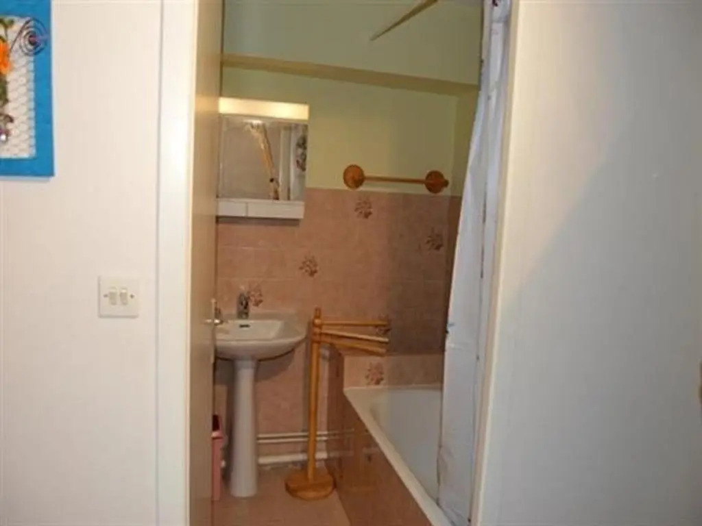 Appartement Saint-Gilles-Croix-de-Vie, 1 pièce, 4 personnes - FR-1-324-46