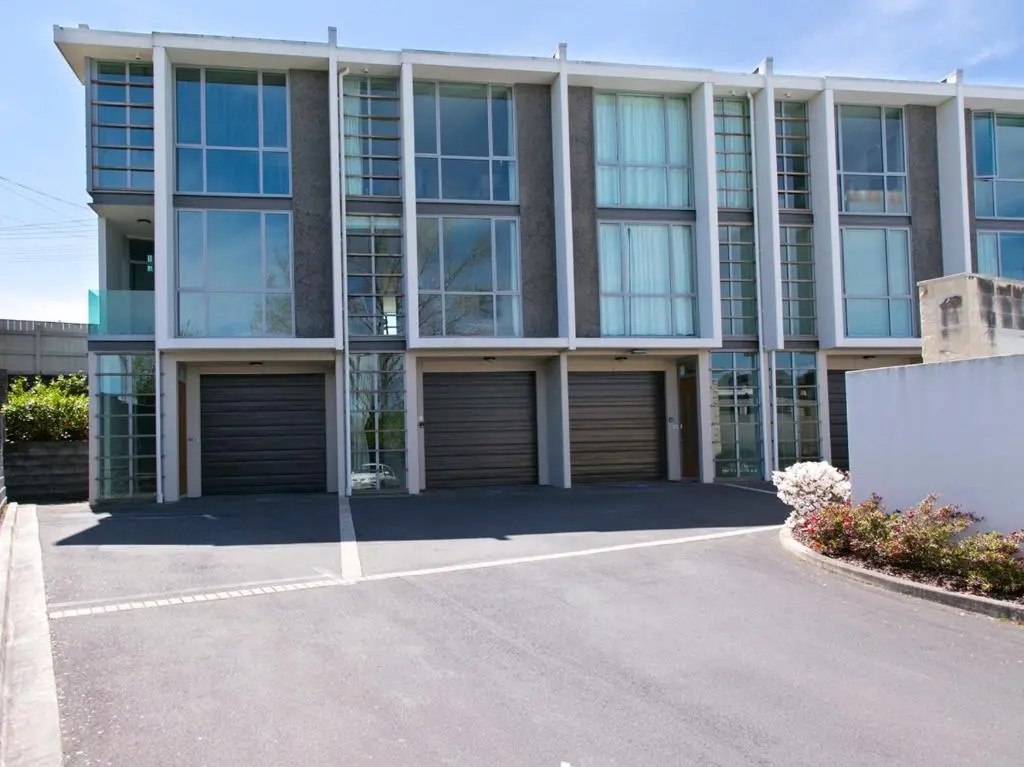 Harbourview Apartment - Taupo Holiday Apartment