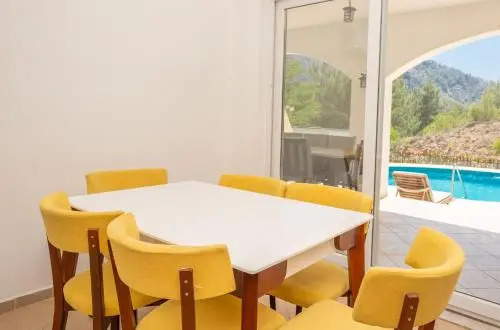 Villa Hill 2