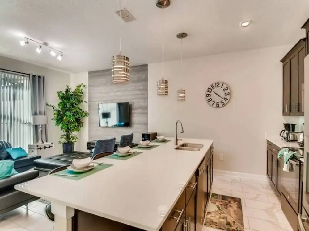 4812 RC Luxury 4 Bed Retreat With Private Pool