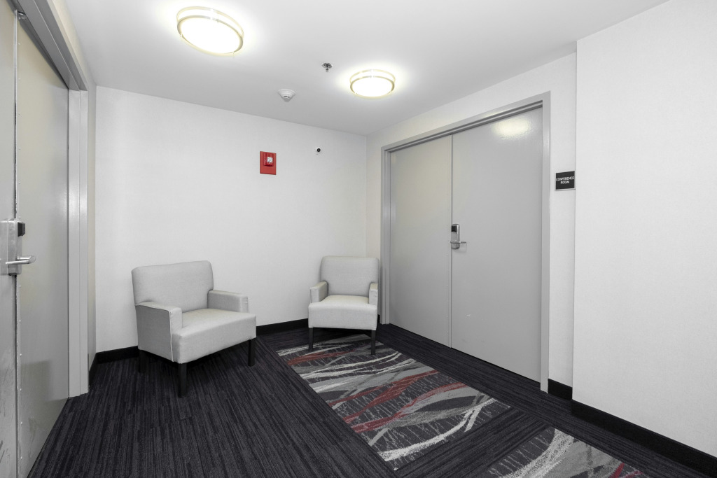 Red Roof Inn PLUS Boston - Mansfield - Foxboro