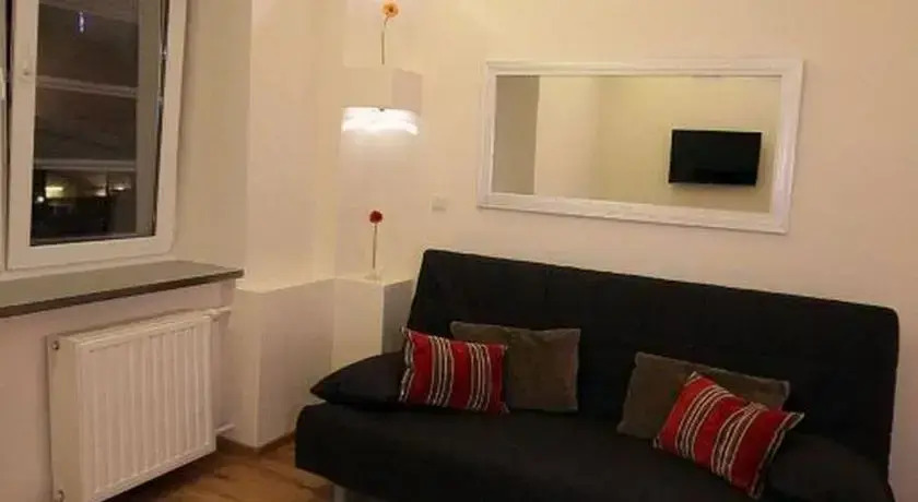 Eden Apartment Krucza