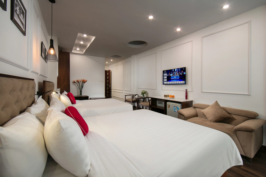 Victory Legend Hotel - In Hanoi Central