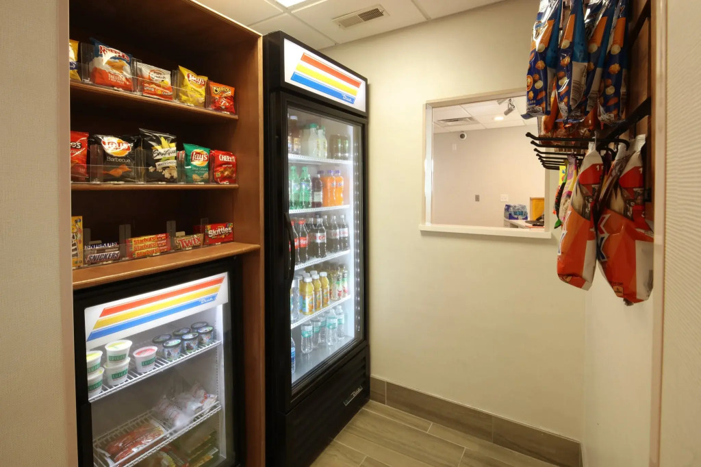 Holiday Inn Express Hotel & Suites Cincinnati Southeast Newport by IHG