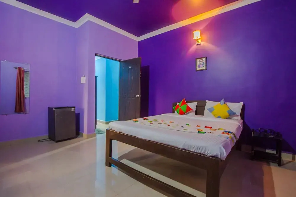 OYO 22472 Home Elegant Studio Tito's Lane