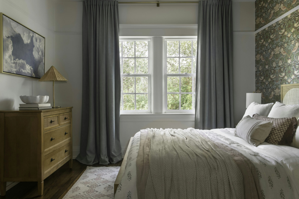A White Jasmine Inn