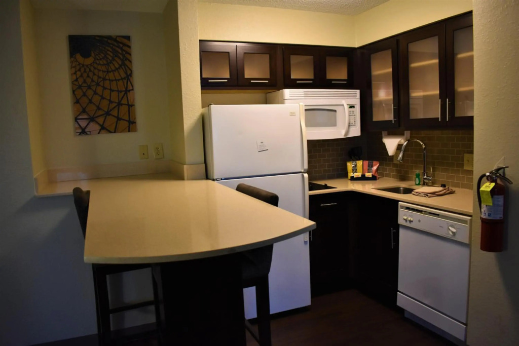 Staybridge Suites Cranbury - South Brunswick by IHG