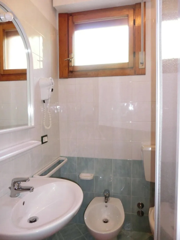 Apartment With Balcony For 4 People - By Beahost Rentals