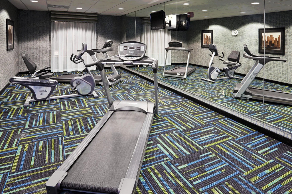 Holiday Inn Express Hotel & Suites Salem by IHG
