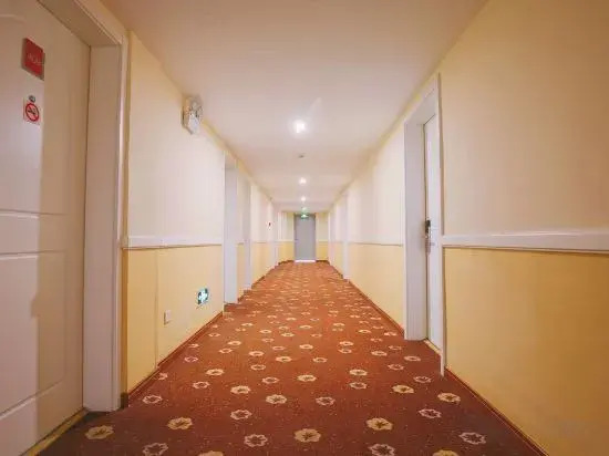 Pebble Motel (Kunming Dounan Flower City Longcheng Street)