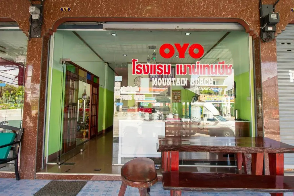 OYO 75314 Mountain Beach