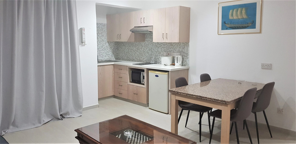 Senator Hotel Apartments