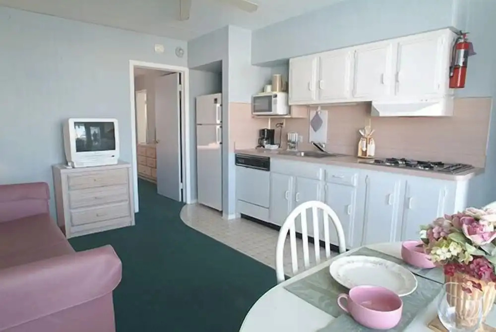 Caprice Motel - Wildwood