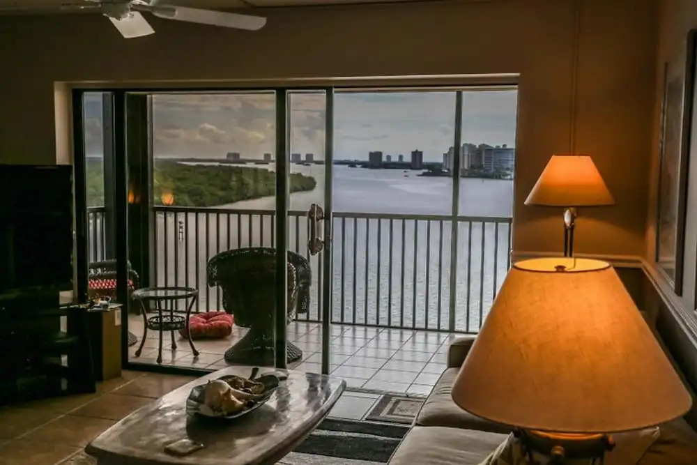 Windward Point 608