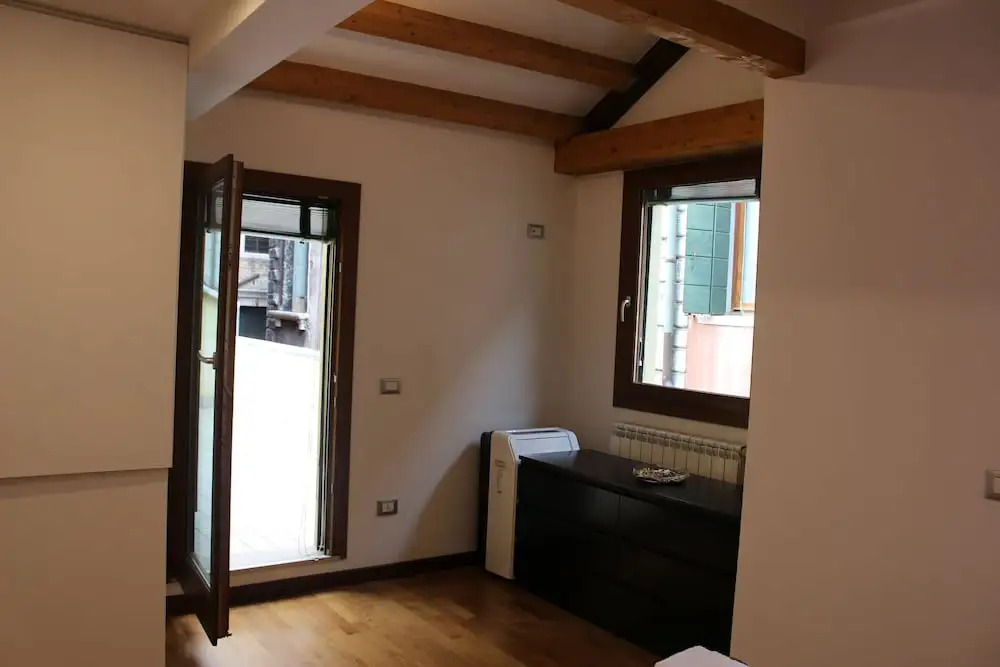 Alessandra House