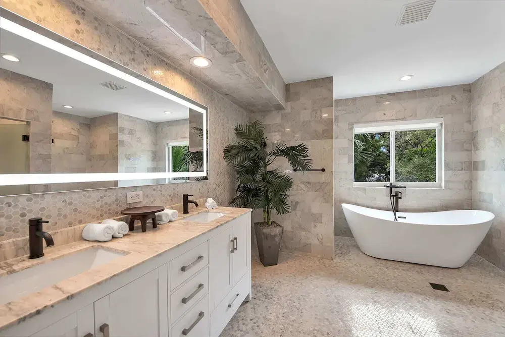 Villa Granada by Rove Waterfront W/pool, Hot Tub
