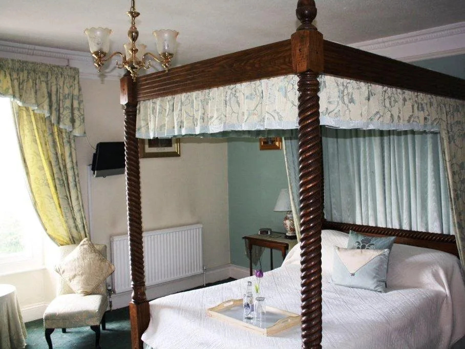 Woodlands Country House
