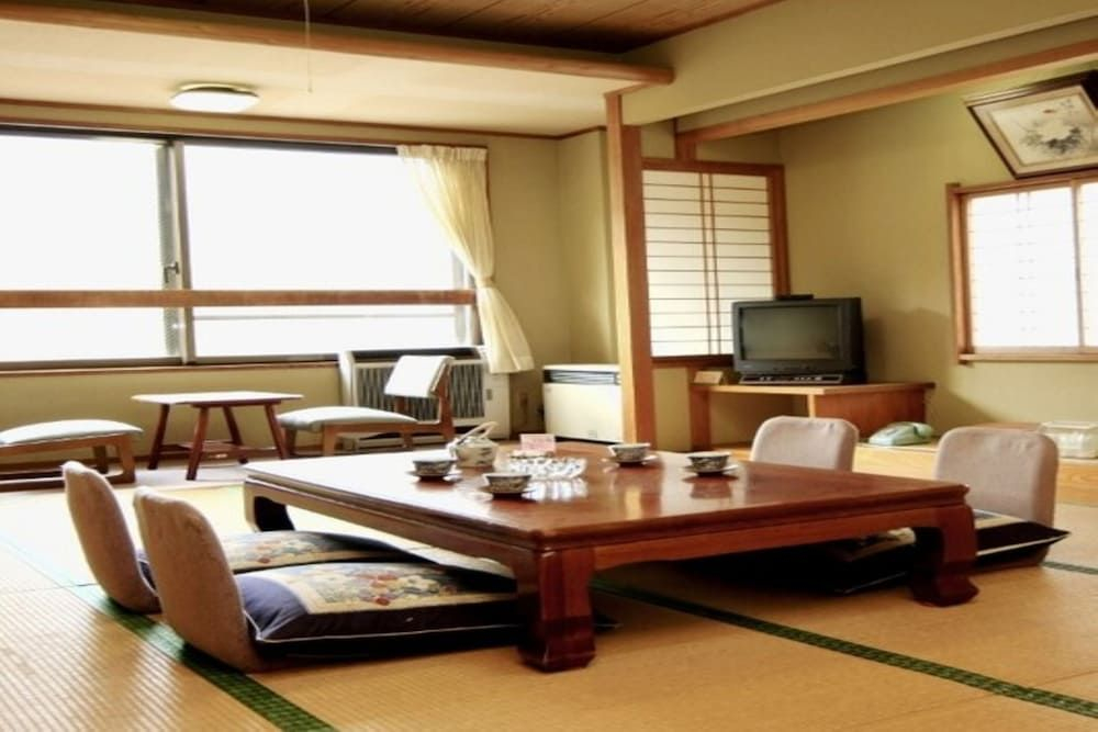 Komagane Onsen Hotel