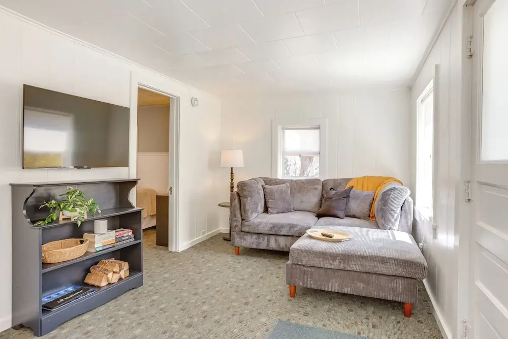 Swim, Hike & Unwind: Frankfort Cottage w/ Fire Pit