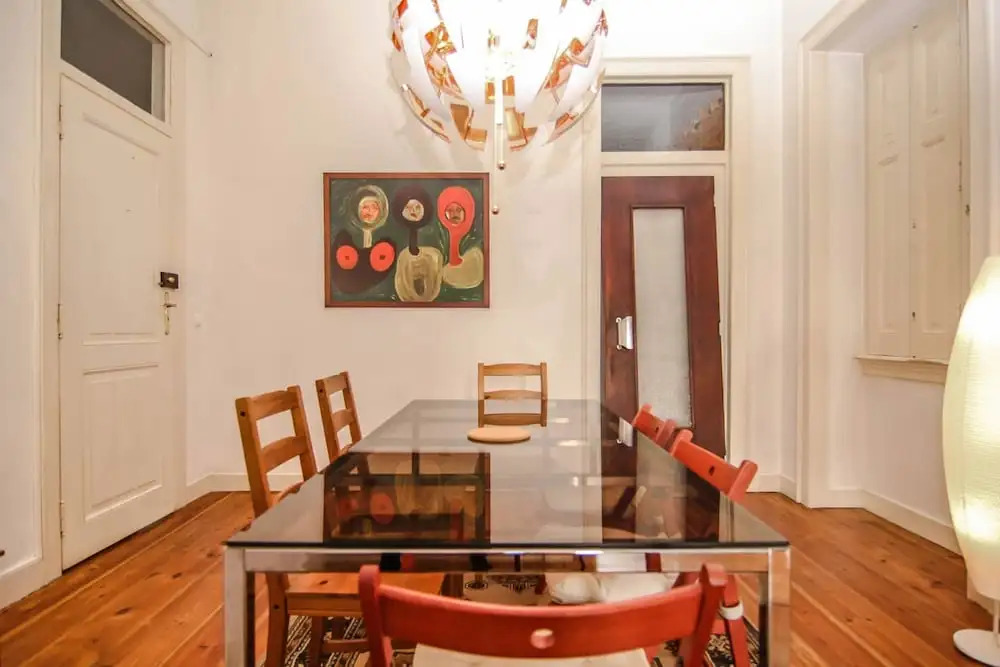 Spacious And Bright 4 Bedroom Apartment