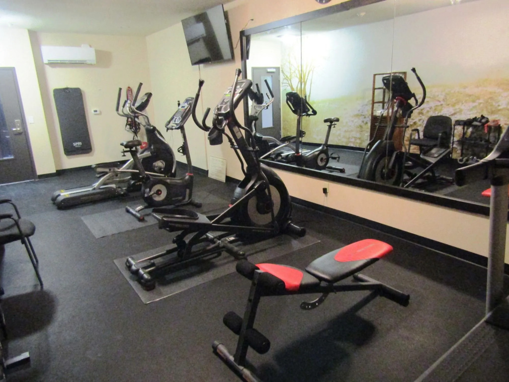 Best Western Plus Lees Summit Hotel & Suites