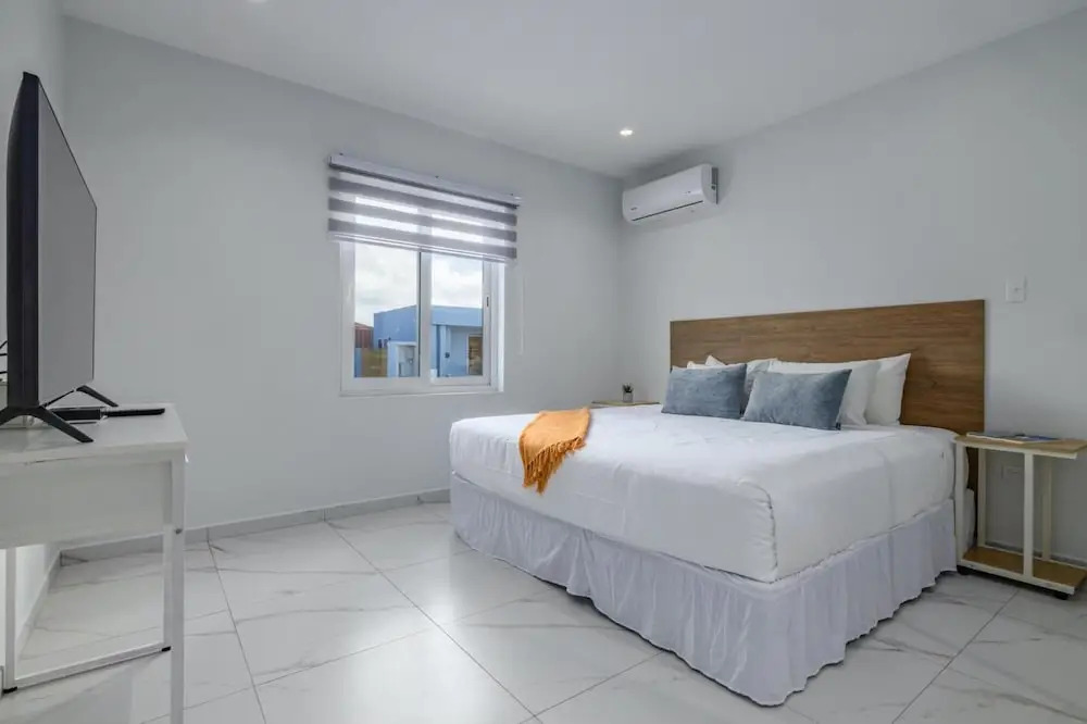 Brand New 3BR 2BA w Private Pool Near Palm Beach