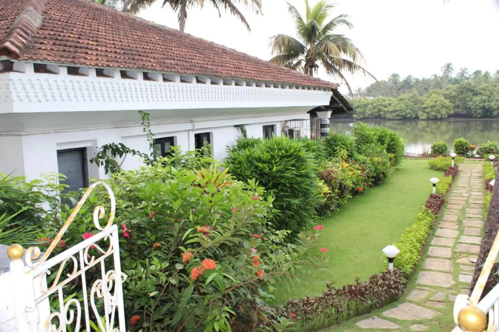 Shikara Beach Resort