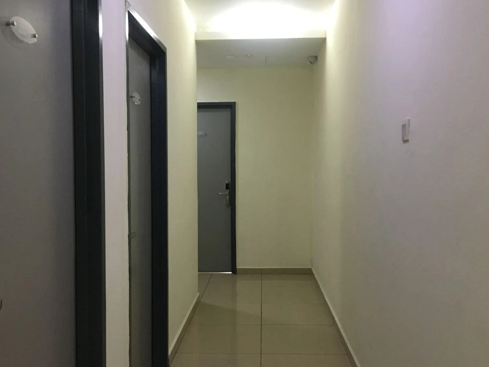 OYO 89856 MF Hotel