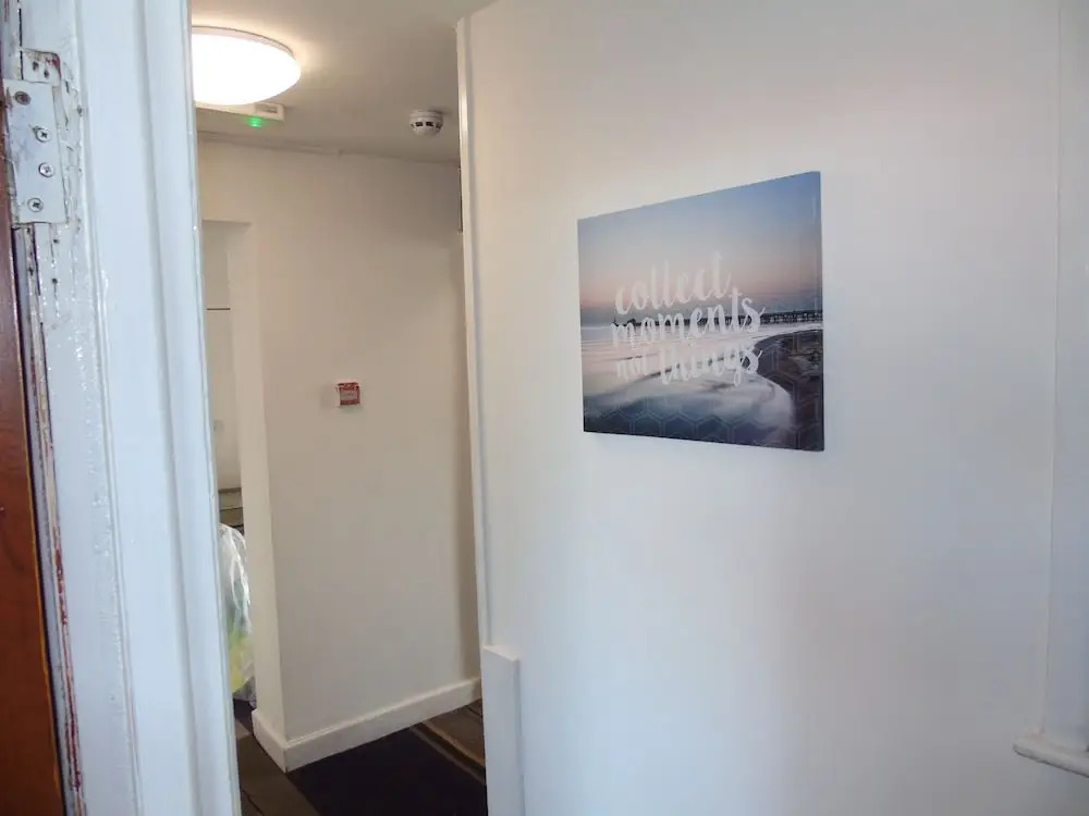 Beautiful 4-Bed Apartment