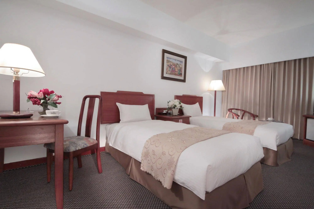 The Glory Hotel