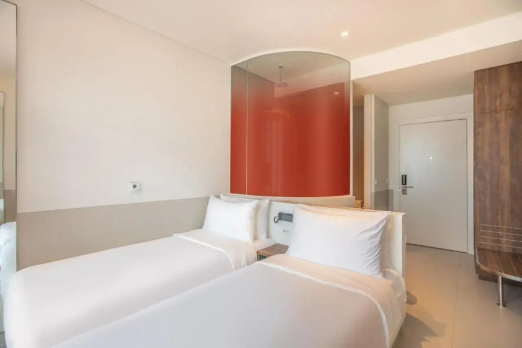 Wink Hotel