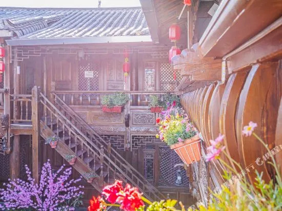 Encounter Lane · Suqiu | Deluxe Intelligent Design · Holiday Inn (the Old Town of Lijiang Store)
