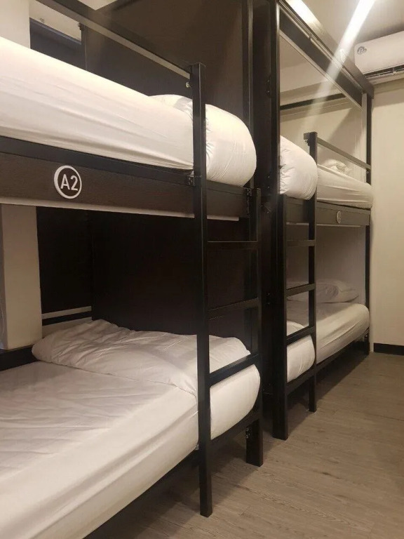 A.D.B. 08 Express - Hostel