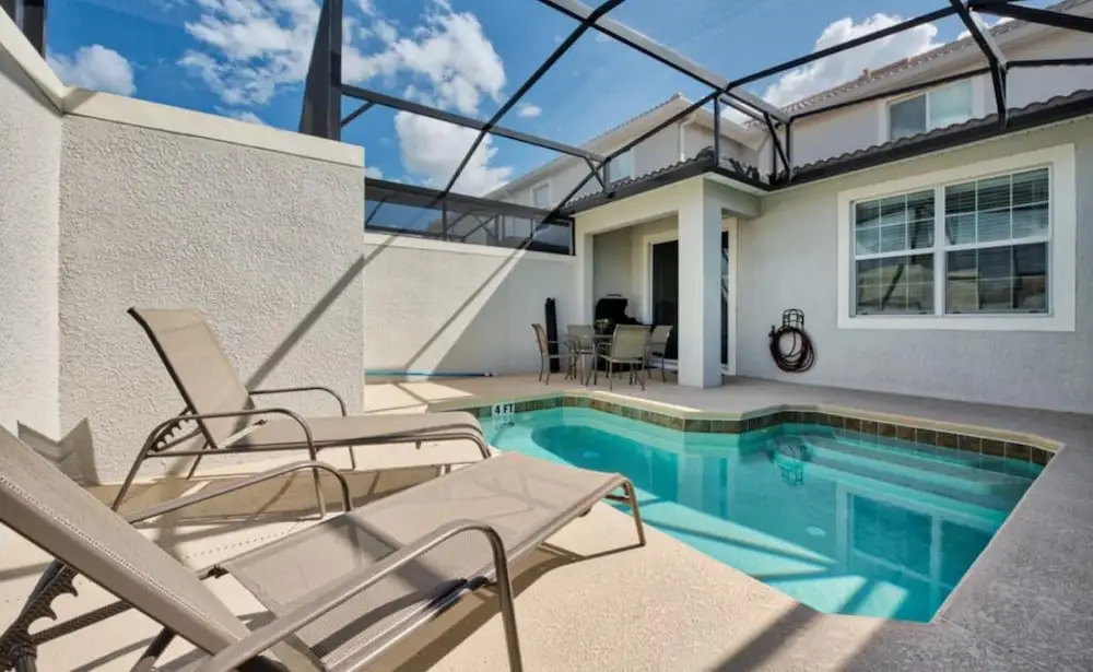 Storey Lake 4909