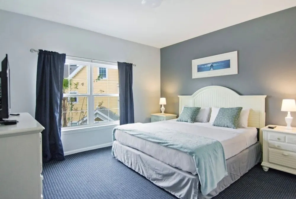 Runaway Beach Club 2202 - Three Bedroom Condo