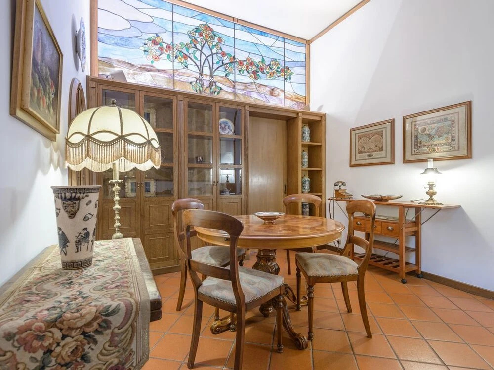 Luxury City Center Apartment
