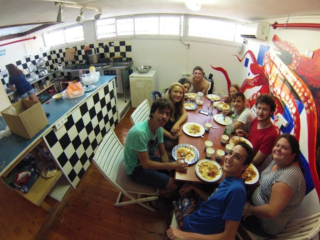 Overstay TLV Hostel
