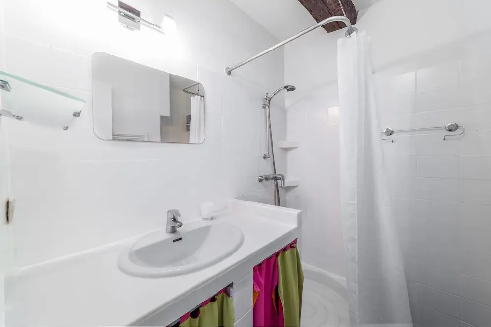 Charliz Apartment 2 - Near Palace of Festivals and Conferences