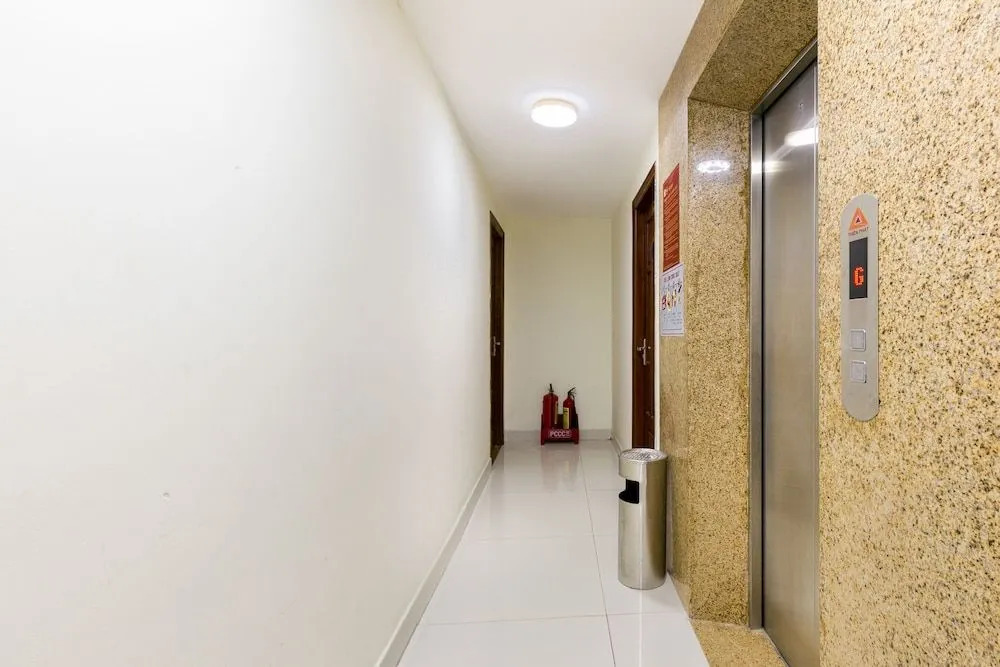 OYO 482 Green Garden Hotel