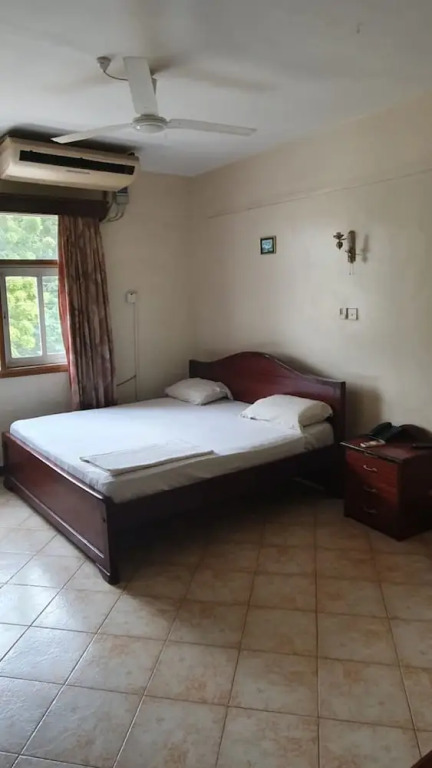 Hiddig Hotel