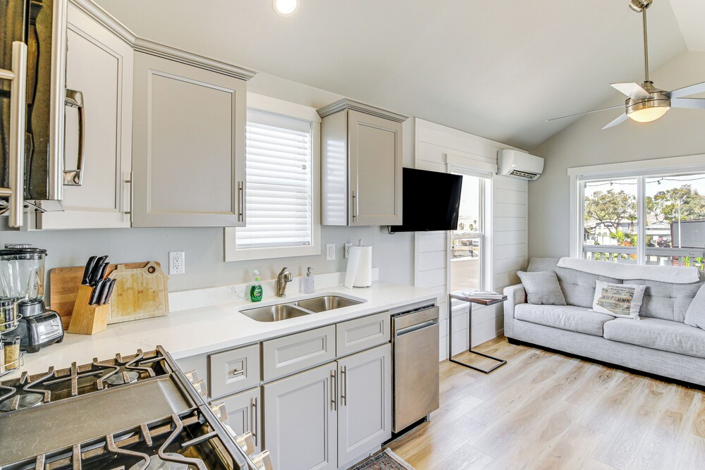Bullhead City Vacation Rental w/ Resort Pool!