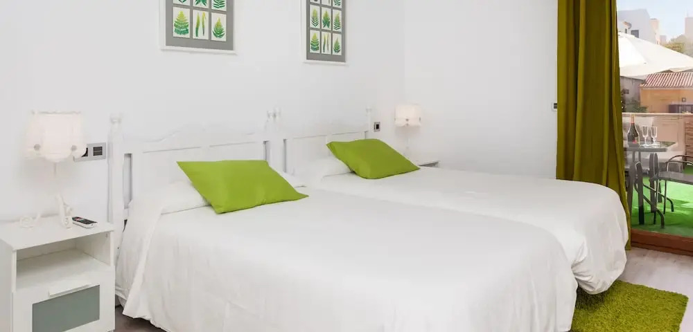 Mafloras Luxury Beach Apartment